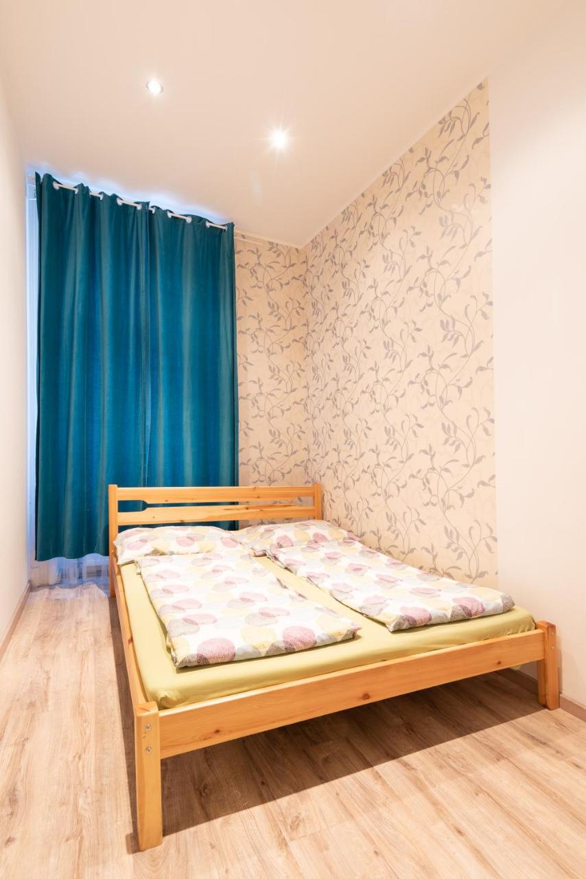 Standard Apartment By Hi5 - West End Center بودابست المظهر الخارجي الصورة